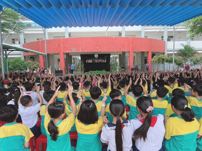 Trường Tiểu học Tương Bình Hiệp tổ chức các hoạt động trải nghiệm cho học sinh